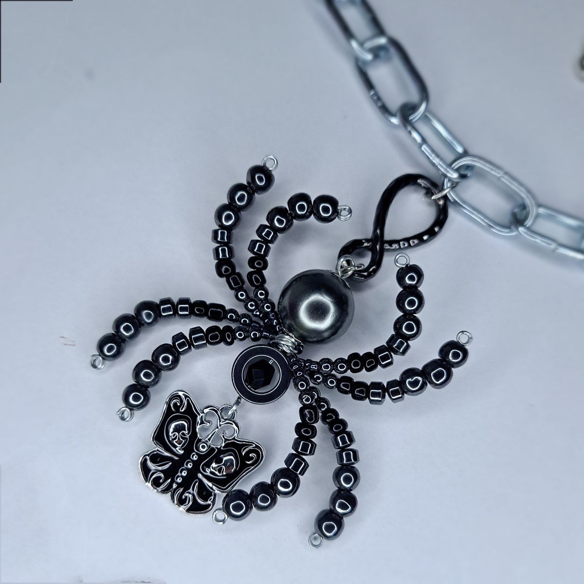 Black and dark grey Spider stainless steel chain choker