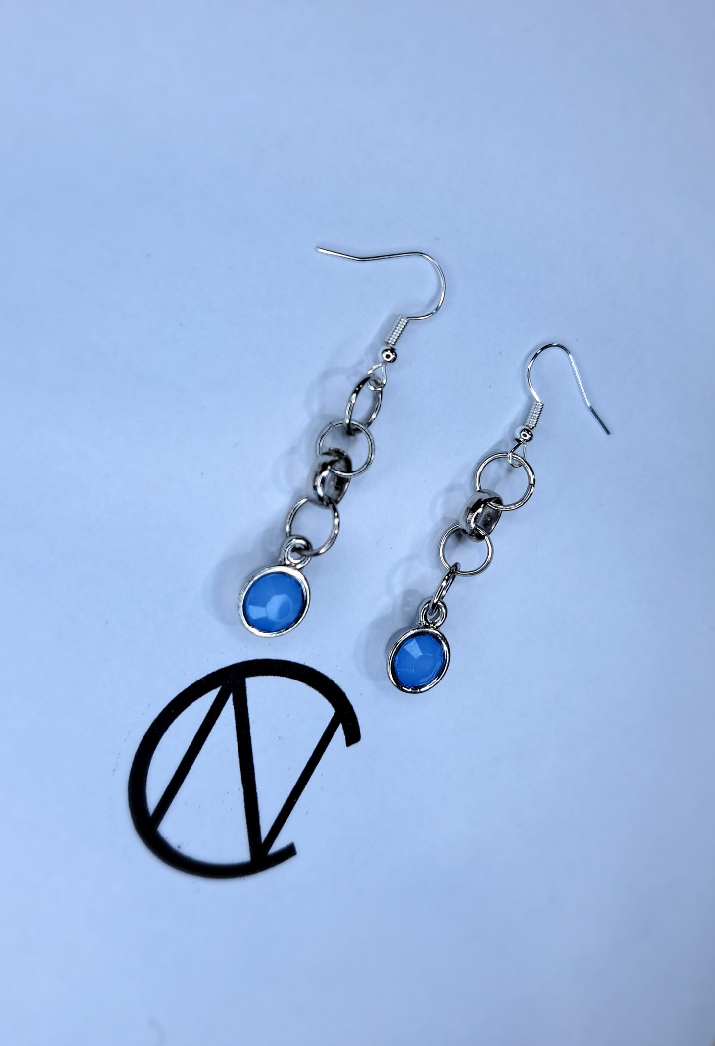 Stainless steel chain blue gem earrings
